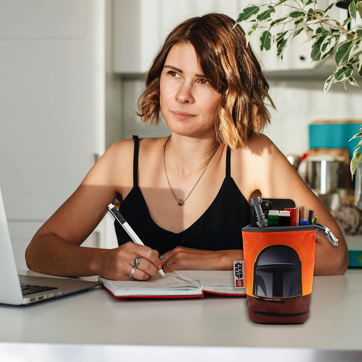 LEGO®Star Wars™The Mandalorian™ Penalhus pop-up