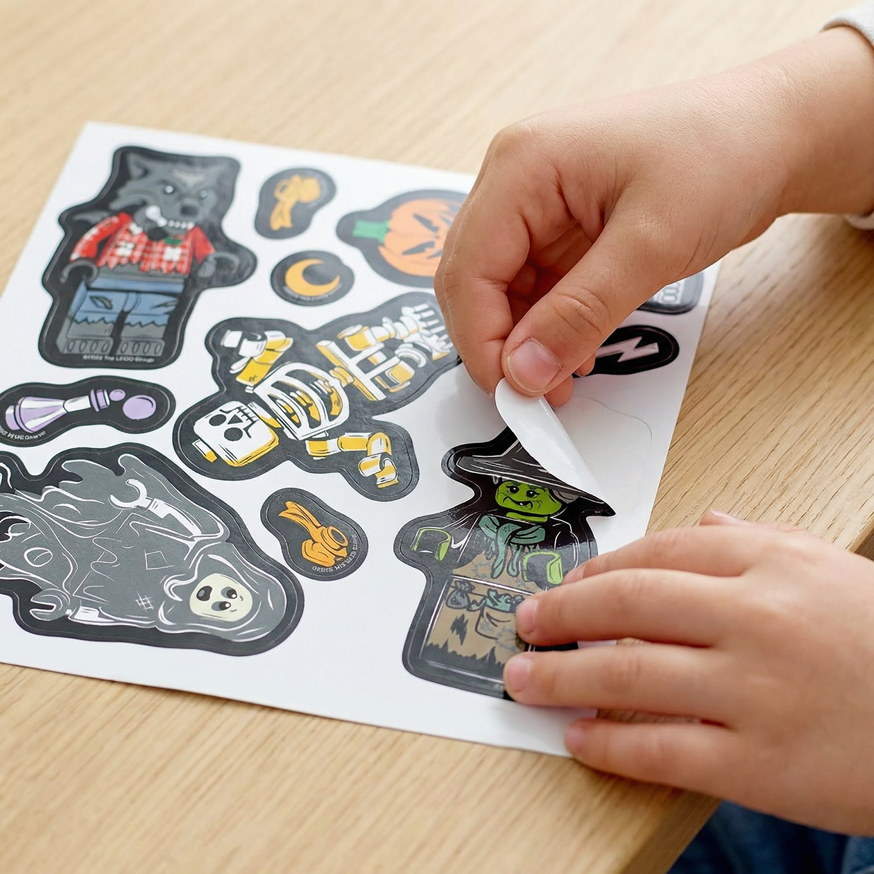 LEGO® Minifigures Coloring Creativity Set Halloween