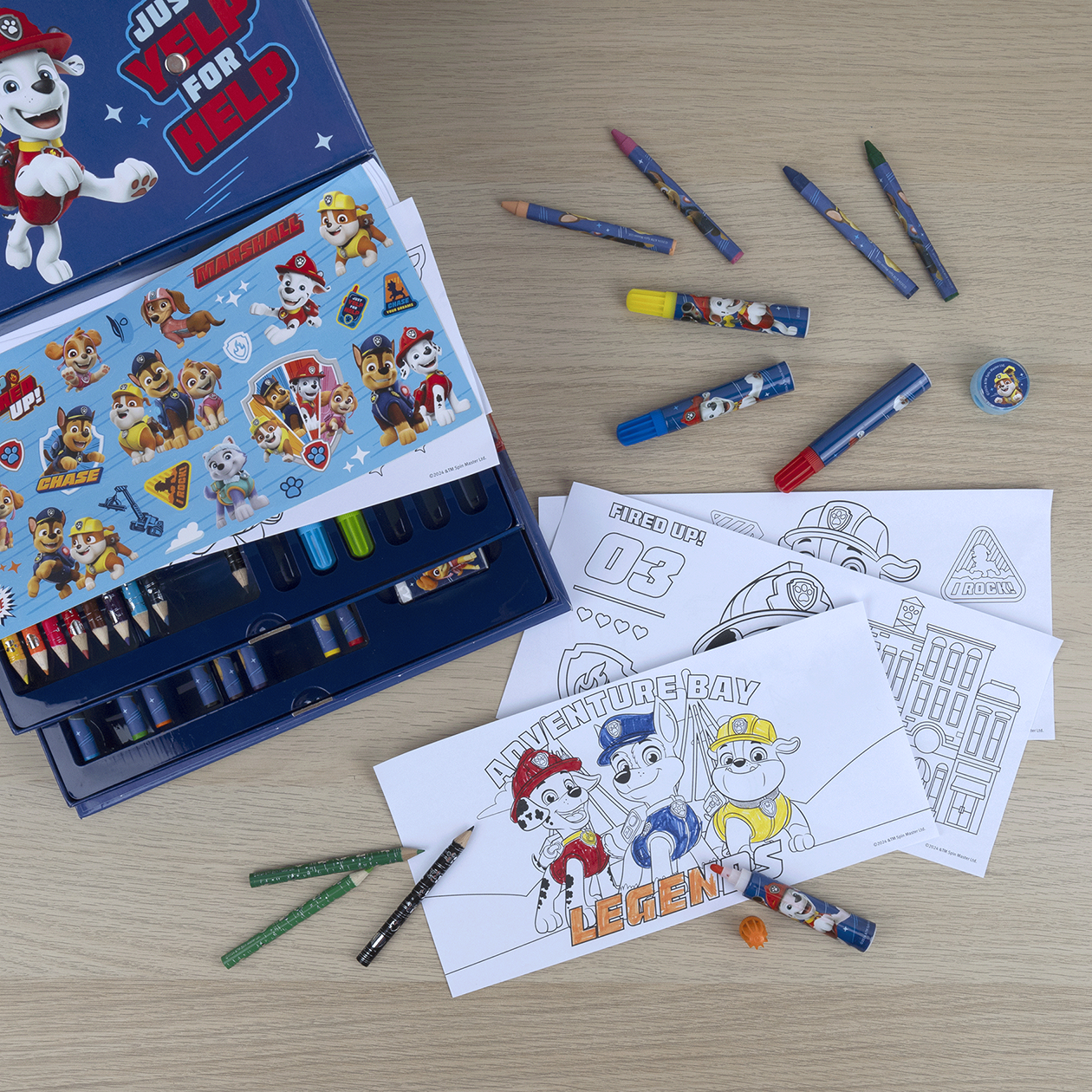 PAW PATROL 44-deles maleboks